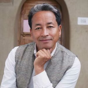 सोनम का जीवन परिचय क्या है? सोनम का जीवन परिचय क्या है?